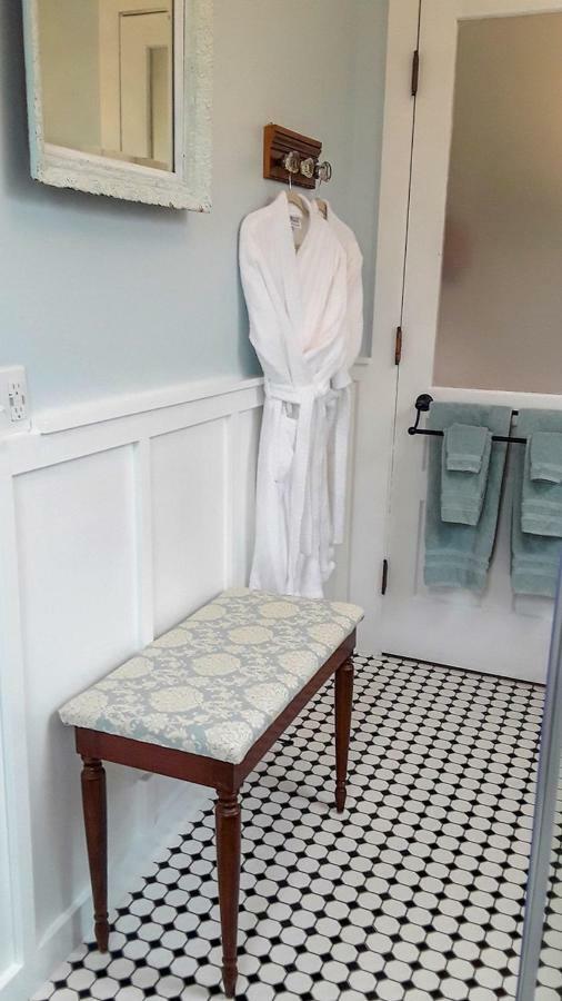 The Lamplighter Bed & Breakfast Of Лудингтон Экстерьер фото